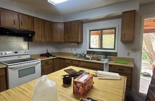 Hot Springs House | Charming 2+ Bedroom private home