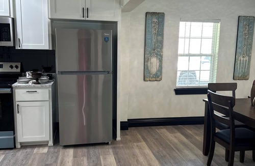 Russellville House | Charming 2-bedroom house in Russellville with AC