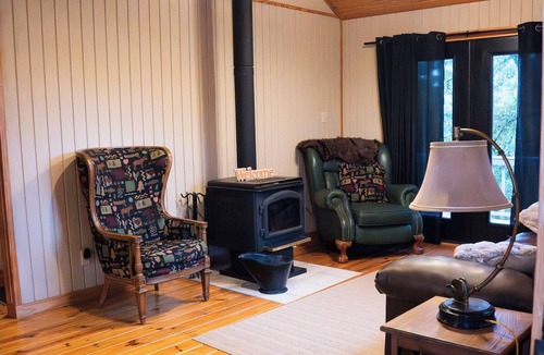 Hattieville Cottage | Charming 2-bedroom cottage with loft, AC, and WiFi on peaceful 295-acre property