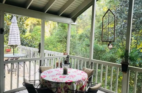 Killearn Estates House | Charming 2-bedroom house with privacy and a tranquil wooded view