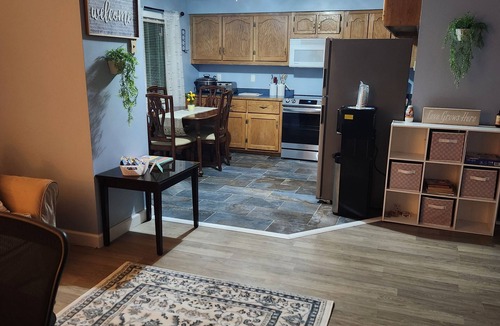 Willseyville Apartment | Charming 2-bedroom apartment in fabulous Willseyville with AC, WiFi