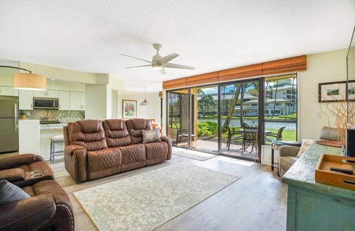 Hanamaulu Condo | Charming 2-bedroom Villa A/C, Resort Access, Pools, Beach Front, Free Parking!