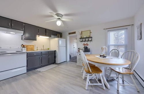 Ephrata House | Charming 2 bedroom w/Firepit and Outdoor Space