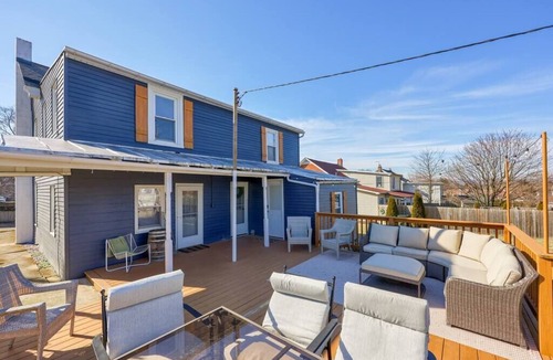 Ephrata House | Charming 2 bedroom w/Firepit and Outdoor Space