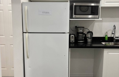 Malton Apartment | Charming 2 BR unit in Malton