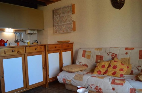 Saint-Cyprien Plage Apartment | Charming 2-Room Apartment with Golf View, Terrace, A/C, Parking - 1300m from Beach