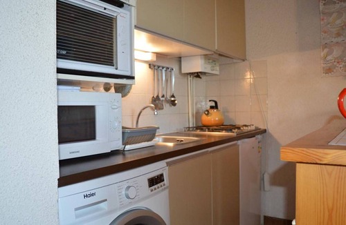 Saint-Cyprien Plage Apartment | Charming 2-Room Apartment with Golf View, Terrace, A/C, Parking - 1300m from Beach