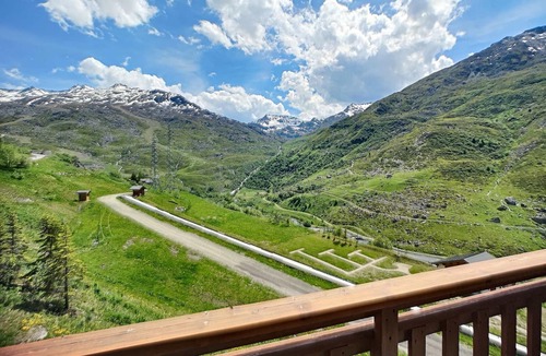 Les Bruyeres Apartment | Charming 2-room apt for 5, ski-in/ski-out