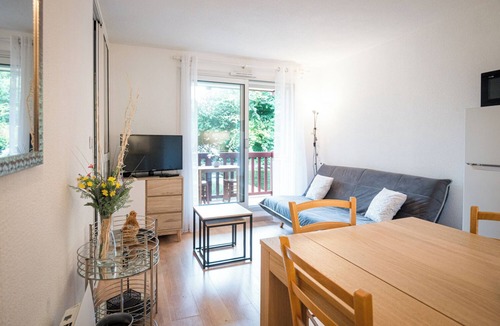 Tourgeville Apartment | Charming 2-room apartment, sea, beach, not overlooked