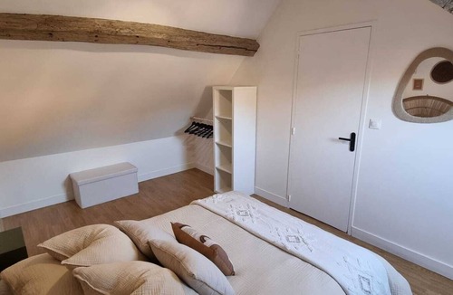 Clermont Apartment | Charming 2-room apartment, 1 Bedroom - Clermont Centre - Near train station
