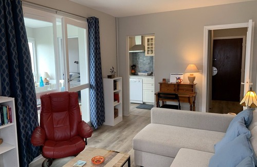 Cabourg Apartment | Charming 2-Room Apartment Near Beach & Town Center in Cabourg