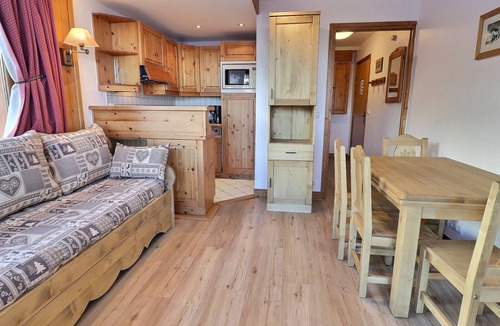 Meribel-Mottaret Apartment | Charming 2-Room Apartment with Wi-Fi - Méribel