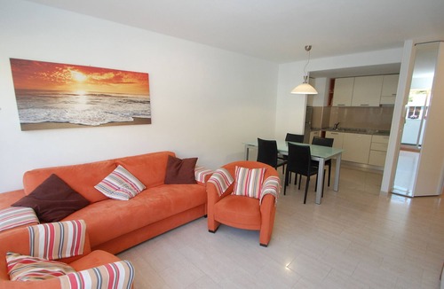 Menton Apartment | Charming 2-Room Apartment with Pool, Terrace, and Parking in Menton