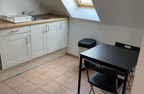 Creil Apartment | Charming 2-room apartment at CREIL train station