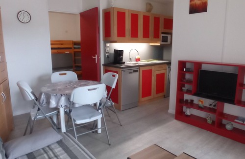 Sete Apartment | Charming 2-room cabin with parking and pet-friendly in Sète