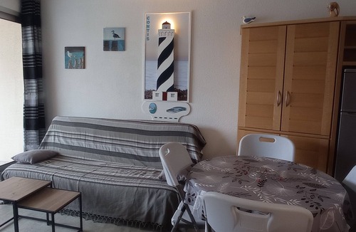 Sete Apartment | Charming 2-room cabin with parking and pet-friendly in Sète