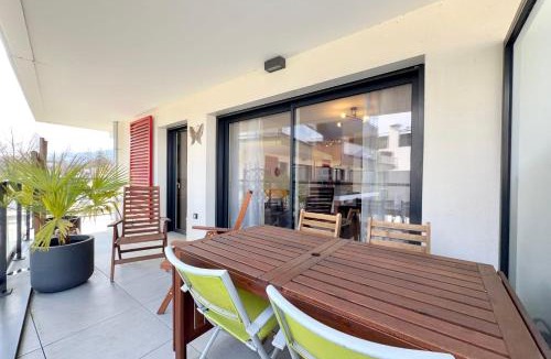 Le Bourget-du-Lac Apartment | Charming 2 room apartment 300m walk from Lac du Bourget!