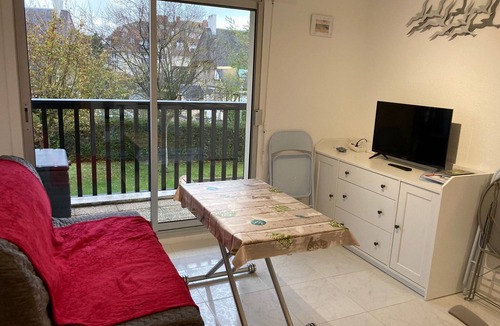 Villers-sur-Mer Apartment | Charming 2-room apartment with balcony near the beach