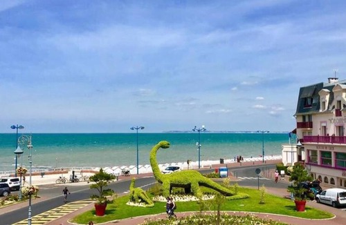 Villers-sur-Mer Apartment | Charming 2-room apartment with balcony near the beach