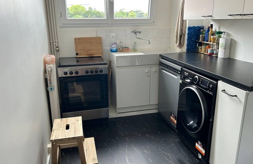 Parc-de-Montsouris Apartment | Charming 2-room with an open view in the 14th