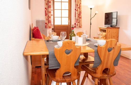 Vignec Apartment | Charming 2 Rooms in Vignec with Terrace, 6 Pers