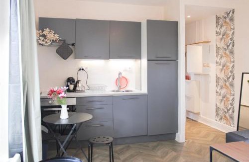 Saint-Denis Apartment | Charming 2 rooms near Basilica of Saint-Denis