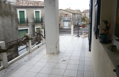 Saint-Clement House | Charming 210 m2 village house on 2 levels with courtyard and terrace