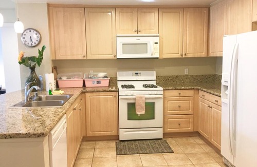 Irvine Apartment | Charming 2B2B Irvine Spectrum