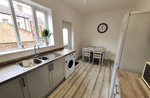 Ferryhill House | Charming 2BD tranquil stay in Ferryhill, Durham