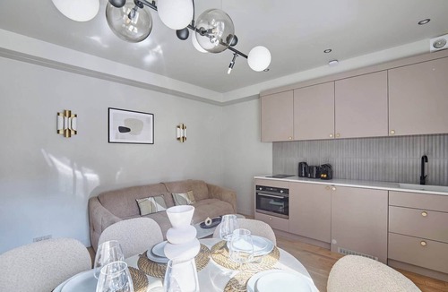Bercy Apartment | Charming 2BDR AC Le Marais Centre de Paris