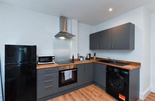 Beeston Apartment | Charming 2Bed Flat - Spacious & Prime Location