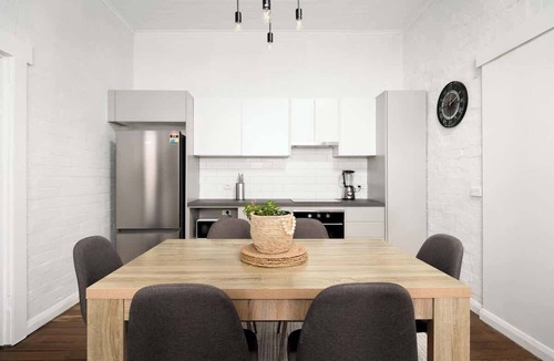 Hamilton House | Charming 2Bed Home Near Cafés & Racecourse