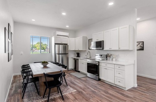 St. Charles Apartment | Charming 2BR/1BA near Bear Lake