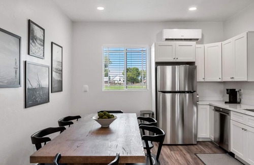 St. Charles Apartment | Charming 2BR/1BA near Bear Lake