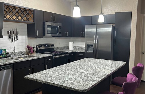 McDonough Apartment | Charming 2BR/2BA Bed — Cozy, Quiet & Welcoming