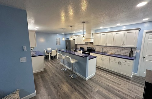 Fulton Apartment | Charming 2BR/2BA Downtown Fulton – Stylish Balcony & Modern Southern Vibes
