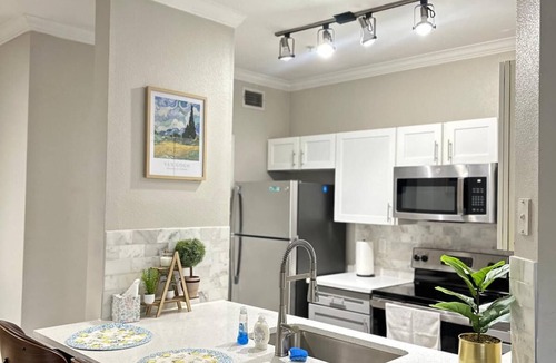Alden Bridge Apartment | Charming 2BR/2BA Oasis in Magnolia