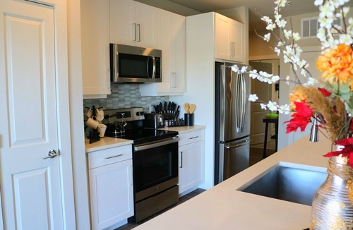 Missouri City Apartment | Charming 2BR/2BA Apt with Attached Garage, Pool, Fitness Center & Prime Location