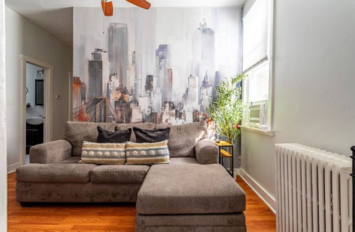 Constable Hook Apartment | Charming 2BR (6 Beds) | Walk to NYC Transit