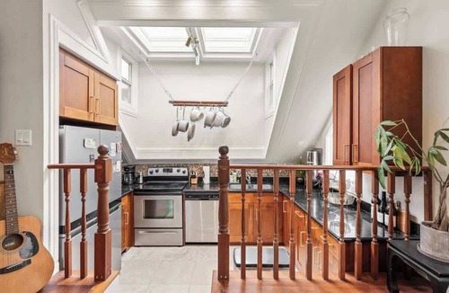 Lower Haight Apartment | Charming 2BR Apt - San Francisco