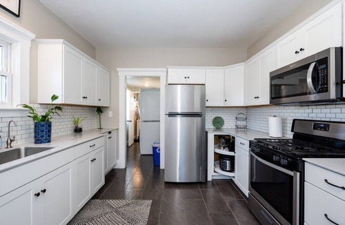 Salinas House | Charming 2BR Cottage Fully Equipped near MRY