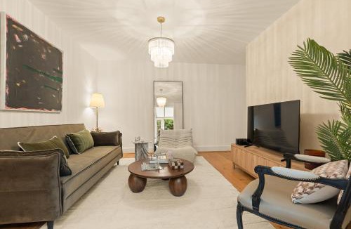 Bloomsbury Apartment | Charming 2BR Garden Flat in Central London