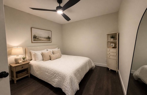 Vineyard Haven Apartment | Charming 2BR Guest House w/Pool - Perfect Getaway