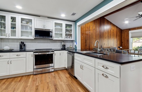 St. Marys House | Charming 2BR home in Saint Marys Historic Downtown: Dining, Shops, Ferry Steps Away