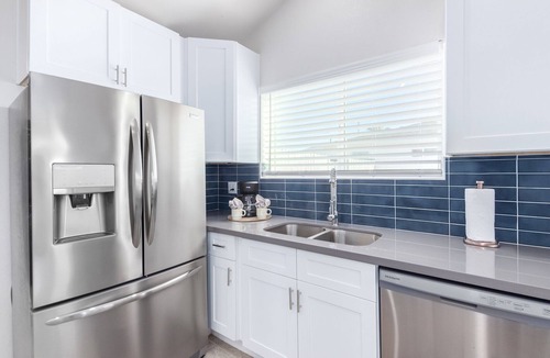 Coronado House | Charming 2BR Home in Phoenix's Historic Dayton Coronado District.
