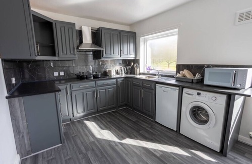 Carlisle House | Charming 2BR Maisonette in Carlisle Center