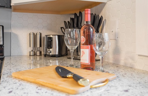 Mebane Apartment | Charming 2BR Near Tanger Outlets