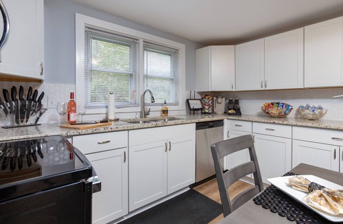 Mebane Apartment | Charming 2BR Near Tanger Outlets