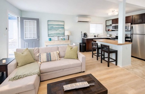 Point Loma Heights Apartment | Charming 2BR Ocean Beach