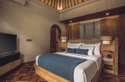 Sambahan Resort | Charming 2BR Retreat with Jacuzzi in Nature